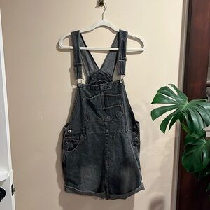 Black acid wash shortalls overalls sz L